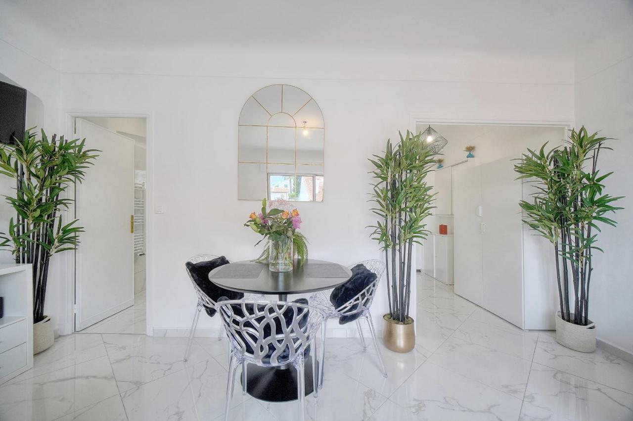Studio Lumineux 200 M Des Plages A0B192 Cannes Exteriör bild
