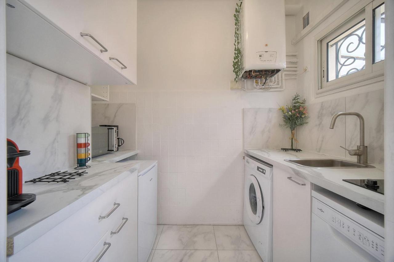 Studio Lumineux 200 M Des Plages A0B192 Cannes Exteriör bild